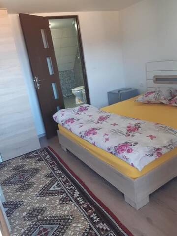 Фото Проживание в семье Casa Crisan г. Сэпынца 2